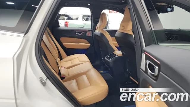 2022 Volvo XC60 2nd Gen B5 Inscription Sold VIN YV1UZL12CN1019315 – interior seats 2022 Volvo XC60 2nd Gen B5 Inscription Sold VIN YV1UZL12CN1019315 – interior seats