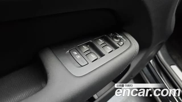 2026 Volvo XC60 2nd Gen B5 Ultra Dark Air Sus Sold VIN YV1UZM12XT1401076 – engine bay 2026 Volvo XC60 2nd Gen B5 Ultra Dark Air Sus Sold VIN YV1UZM12XT1401076 – engine bay
