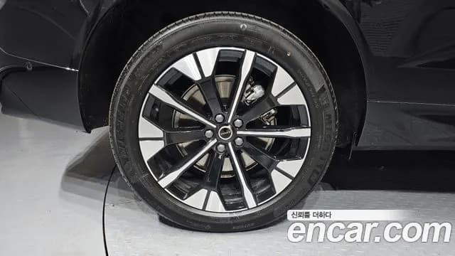 2026 Volvo XC60 2nd Gen B5 Ultra Dark Air Sus Sold VIN YV1UZM12XT1401076 – undercarriage 2026 Volvo XC60 2nd Gen B5 Ultra Dark Air Sus Sold VIN YV1UZM12XT1401076 – undercarriage