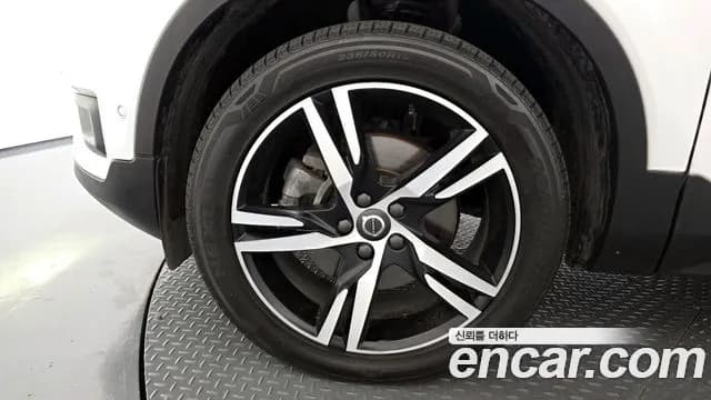 2019 Volvo XC40 T4 R-Design Sold VIN YV1XZACACK2050014 – photo 11 2019 Volvo XC40 T4 R-Design Sold VIN YV1XZACACK2050014 – photo 11