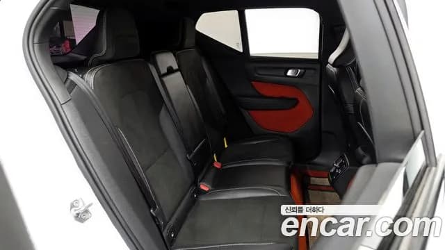 2019 Volvo XC40 T4 R-Design Sold VIN YV1XZACACK2050014 – photo 19 2019 Volvo XC40 T4 R-Design Sold VIN YV1XZACACK2050014 – photo 19