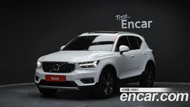 2020 Volvo XC40 T4 Inscription Sold VIN YV1XZACACL2231191 – interior seats 2020 Volvo XC40 T4 Inscription Sold VIN YV1XZACACL2231191 – interior seats