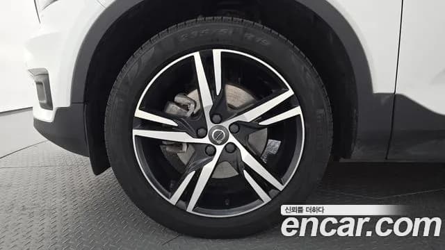 2021 Volvo XC40 B4 R-Design Sold VIN YV1XZK92CM2396232 – photo 12 2021 Volvo XC40 B4 R-Design Sold VIN YV1XZK92CM2396232 – photo 12