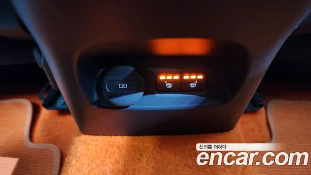 2021 Volvo XC40 B4 R-Design Sold VIN YV1XZK92CM2512410 – exterior detail 2021 Volvo XC40 B4 R-Design Sold VIN YV1XZK92CM2512410 – exterior detail