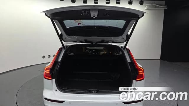 2021 Volvo V60 Cross Country 2nd Gen B5 Pro AWD Sold VIN YV1ZZL12CM1065446 – photo 12 2021 Volvo V60 Cross Country 2nd Gen B5 Pro AWD Sold VIN YV1ZZL12CM1065446 – photo 12
