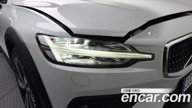2021 Volvo V60 Cross Country 2nd Gen B5 Pro AWD Sold VIN YV1ZZL12CM1065446 – photo 17 2021 Volvo V60 Cross Country 2nd Gen B5 Pro AWD Sold VIN YV1ZZL12CM1065446 – photo 17
