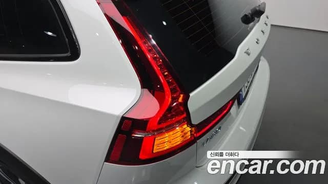 2021 Volvo V60 Cross Country 2nd Gen B5 Pro AWD Sold VIN YV1ZZL12CM1069666 – interior seats 2021 Volvo V60 Cross Country 2nd Gen B5 Pro AWD Sold VIN YV1ZZL12CM1069666 – interior seats