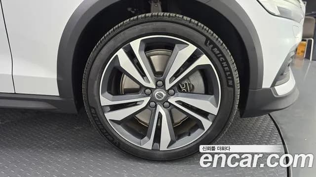 2021 Volvo V60 Cross Country 2nd Gen B5 Pro AWD Sold VIN YV1ZZL12CM1069666 – photo 29 2021 Volvo V60 Cross Country 2nd Gen B5 Pro AWD Sold VIN YV1ZZL12CM1069666 – photo 29