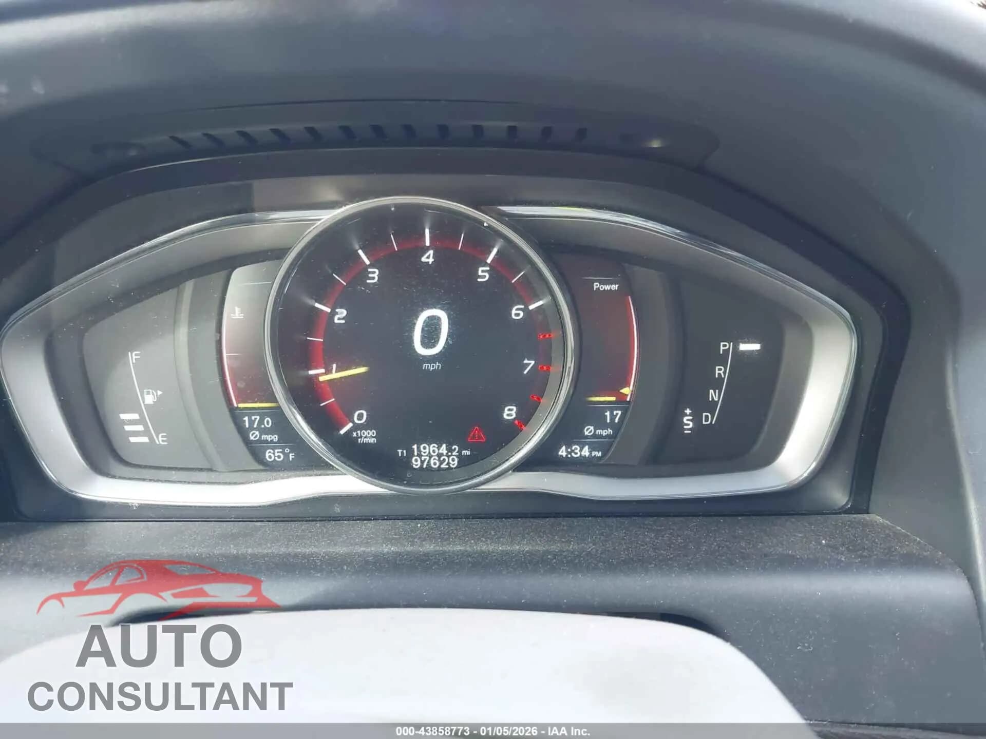 2015 VOLVO XC60 Damaged VIN YV440MDK0F2714418 – exterior detail 2015 VOLVO XC60 Damaged VIN YV440MDK0F2714418 – exterior detail