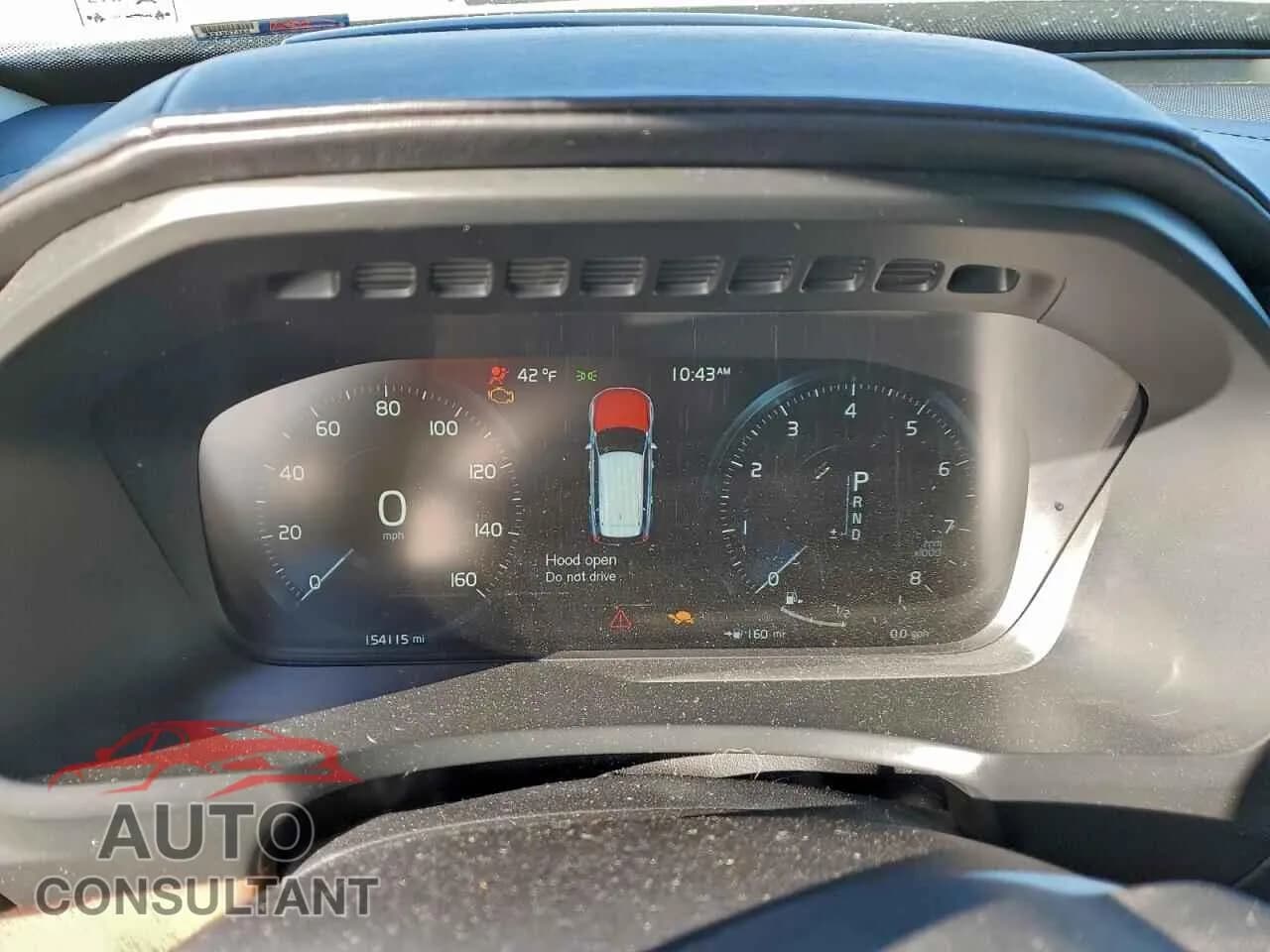 2016 VOLVO XC90 Damaged VIN YV4A22PL3G1016964 – trunk area 2016 VOLVO XC90 Damaged VIN YV4A22PL3G1016964 – trunk area