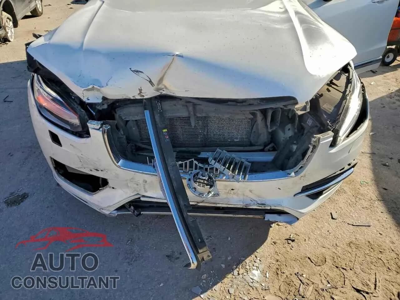 2016 VOLVO XC90 Damaged VIN YV4A22PL3G1016964 – photo 12 2016 VOLVO XC90 Damaged VIN YV4A22PL3G1016964 – photo 12