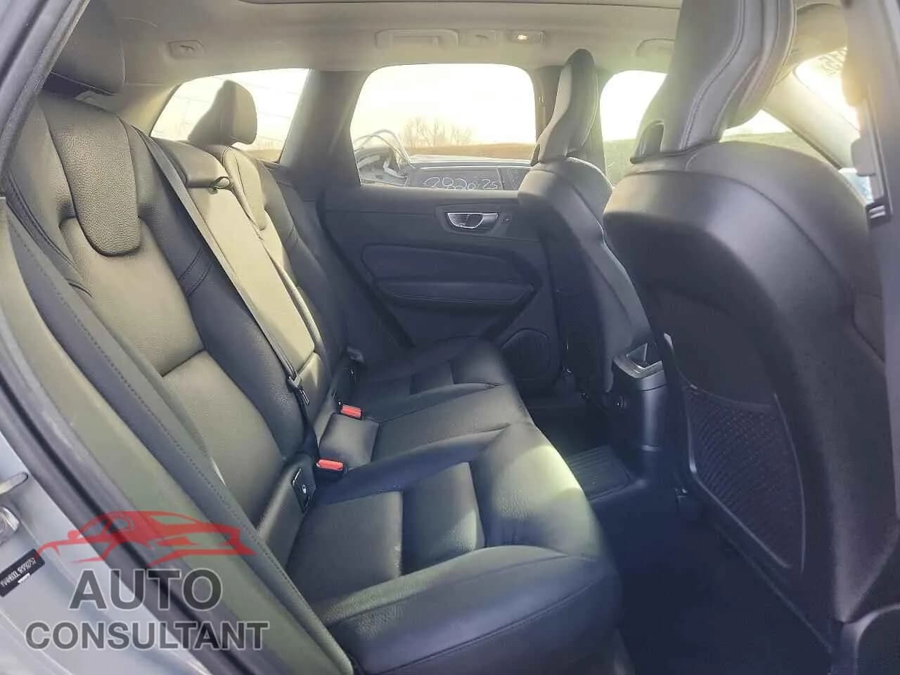 2024 VOLVO XC60 PLUS Damaged VIN YV4H60DL1R1792752 – photo 11 2024 VOLVO XC60 PLUS Damaged VIN YV4H60DL1R1792752 – photo 11