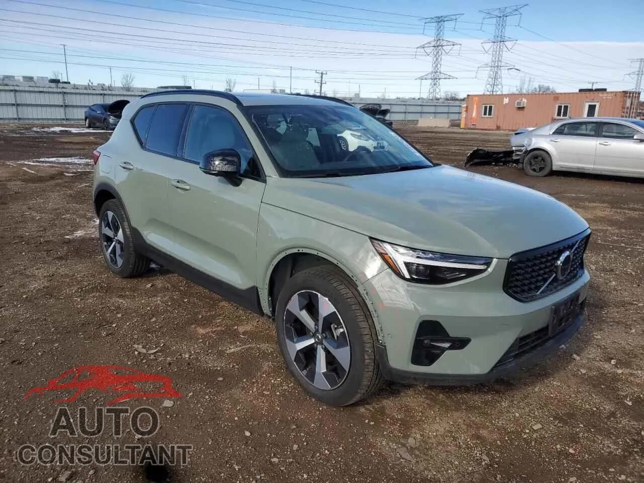 2025 VOLVO XC40 PLUS Damaged VIN YV4L12UC5S2484021 – dashboard 2025 VOLVO XC40 PLUS Damaged VIN YV4L12UC5S2484021 – dashboard