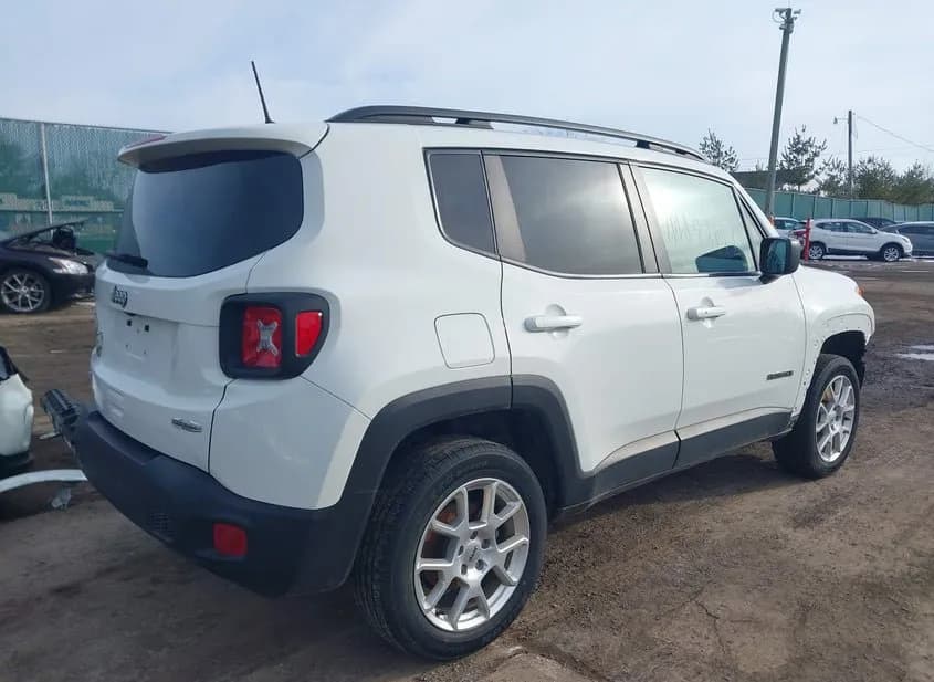 2022 JEEP Renegade Used VIN ZACNJDB14NPN69819 – photo 14 2022 JEEP Renegade Used VIN ZACNJDB14NPN69819 – photo 14