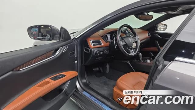 2022 Maserati Ghibli 2.0 GT Sold VIN ZAM57ASGXN1384951 – dashboard 2022 Maserati Ghibli 2.0 GT Sold VIN ZAM57ASGXN1384951 – dashboard