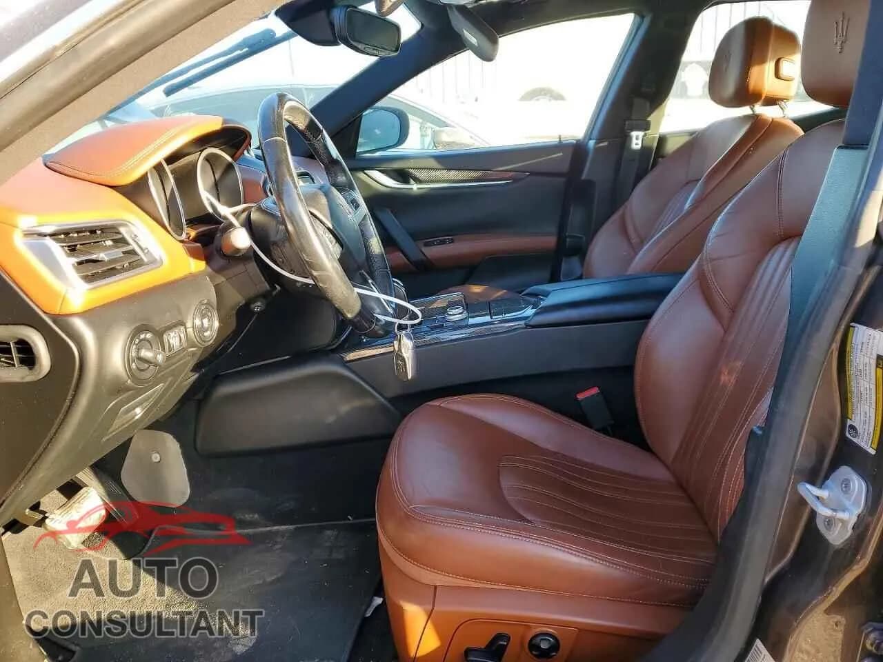 2017 MASERATI ALL MODELS Damaged VIN ZAM57RSA4H1213580 – exterior detail 2017 MASERATI ALL MODELS Damaged VIN ZAM57RSA4H1213580 – exterior detail