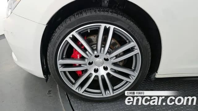 2017 Maserati Ghibli 3.0S Q4 Sold VIN ZAM57RTG0H1232503 – trunk area 2017 Maserati Ghibli 3.0S Q4 Sold VIN ZAM57RTG0H1232503 – trunk area