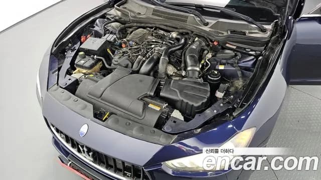 2017 Maserati Ghibli 3.0 Diesel GranLusso Sold VIN ZAM57TSG1H1242276 – exterior detail 2017 Maserati Ghibli 3.0 Diesel GranLusso Sold VIN ZAM57TSG1H1242276 – exterior detail