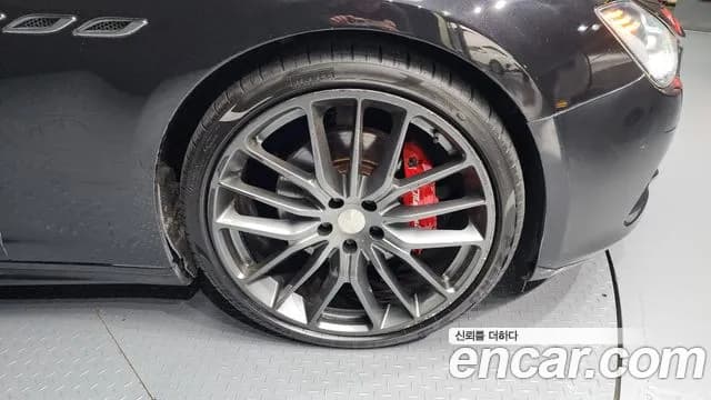 2017 Maserati Ghibli 3.0 Diesel Sold VIN ZAM57TSG9H1197734 – undercarriage 2017 Maserati Ghibli 3.0 Diesel Sold VIN ZAM57TSG9H1197734 – undercarriage