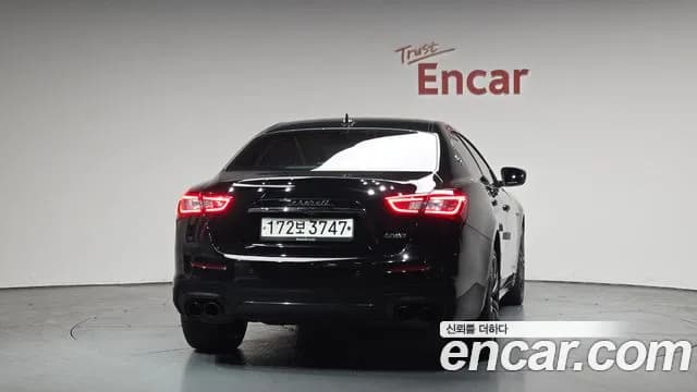 2020 Maserati Ghibli 3.0 GranSport Sold VIN ZAM57XSG0L1348881 – trunk area 2020 Maserati Ghibli 3.0 GranSport Sold VIN ZAM57XSG0L1348881 – trunk area