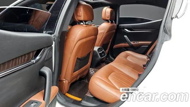 2018 Maserati Ghibli 3.0 Sold VIN ZAM57XSG9J1282649 – trunk area 2018 Maserati Ghibli 3.0 Sold VIN ZAM57XSG9J1282649 – trunk area