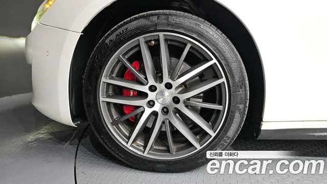 2018 Maserati Ghibli 3.0 Sold VIN ZAM57XSG9J1282649 – photo 11 2018 Maserati Ghibli 3.0 Sold VIN ZAM57XSG9J1282649 – photo 11