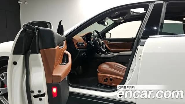 2017 Maserati Levante 3.0 Diesel AWD Premium Sold VIN ZN661TUG3HX248230 – photo 16 2017 Maserati Levante 3.0 Diesel AWD Premium Sold VIN ZN661TUG3HX248230 – photo 16