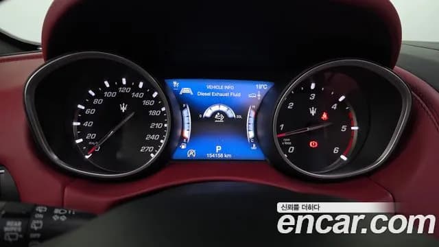 2018 Maserati Levante 3.0 Diesel AWD GranSport Sold VIN ZN661TUG3JX283145 – trunk area 2018 Maserati Levante 3.0 Diesel AWD GranSport Sold VIN ZN661TUG3JX283145 – trunk area