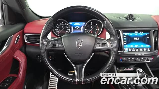 2018 Maserati Levante 3.0 Diesel AWD GranSport Sold VIN ZN661TUG3JX283145 – photo 16 2018 Maserati Levante 3.0 Diesel AWD GranSport Sold VIN ZN661TUG3JX283145 – photo 16