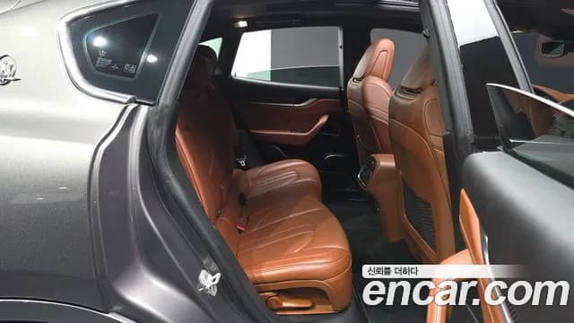 2017 Maserati Levante 3.0 Diesel AWD Sport Sold VIN ZN661TUGXHX231604 – undercarriage 2017 Maserati Levante 3.0 Diesel AWD Sport Sold VIN ZN661TUGXHX231604 – undercarriage