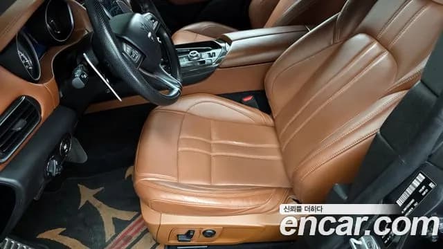 2018 Maserati Levante 3.0 Diesel AWD GranSport Sold VIN ZN661TUGXJX286835 – photo 12 2018 Maserati Levante 3.0 Diesel AWD GranSport Sold VIN ZN661TUGXJX286835 – photo 12