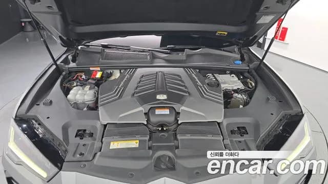 2019 Lamborghini Urus 4.0 V8 Sold VIN ZPBEA1ZL4KLA05475 – trunk area 2019 Lamborghini Urus 4.0 V8 Sold VIN ZPBEA1ZL4KLA05475 – trunk area