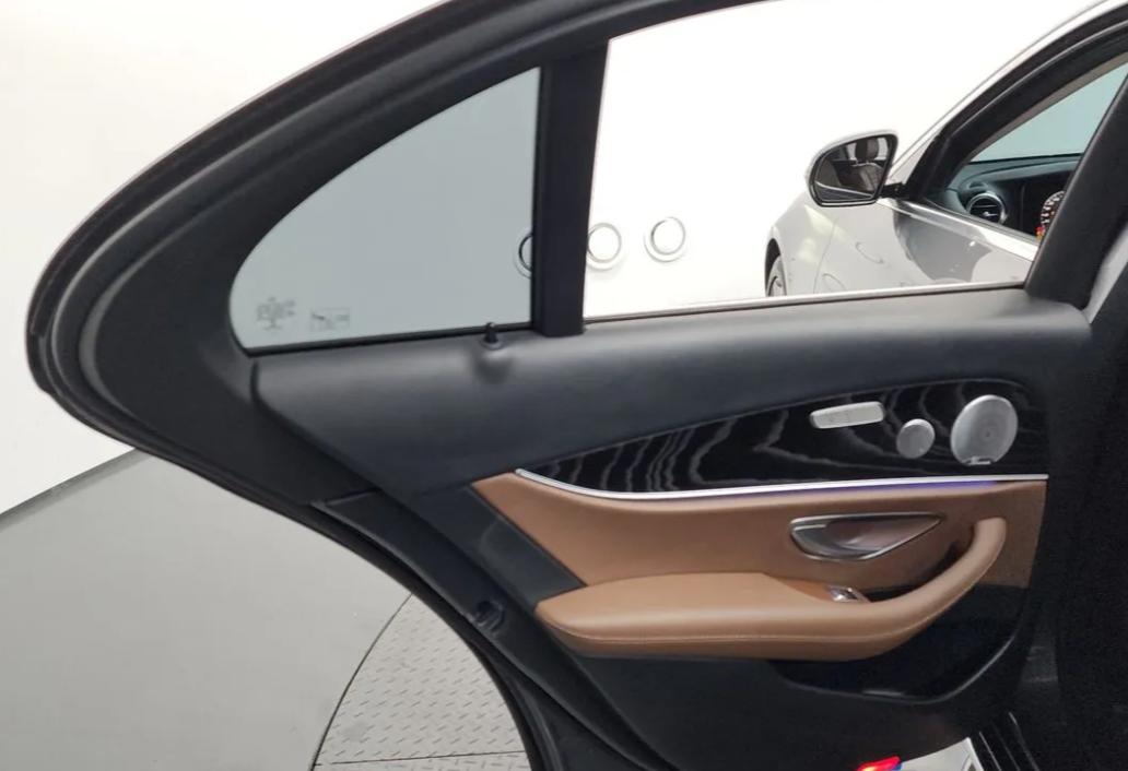 2018 Mercedes bebz E-class Sold VIN WDDZF4KB9KA556094 – odometer reading