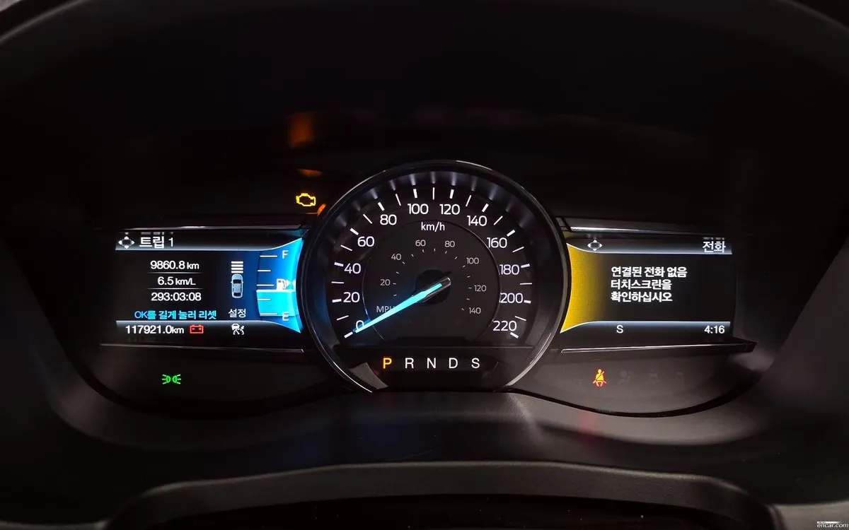 2018 Ford  Explorer Sold VIN 1FM5K8FH0JGA49036 – interior seats