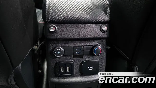 2018 Ford Explorer Sold VIN 1FM5K8FH6JGA94000 – trunk area