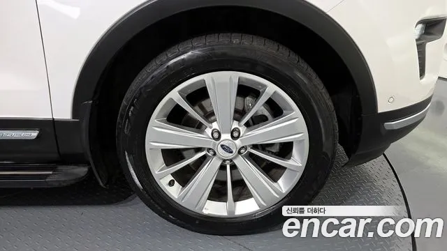 2018 Ford Explorer Sold VIN 1FM5K8FH6JGA94000 – photo 20