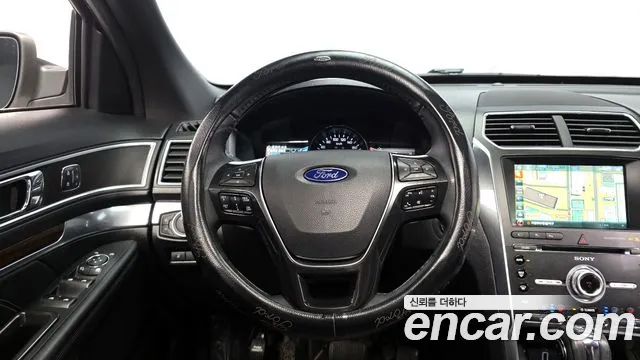 2018 Ford Explorer Sold VIN 1FM5K8FH6JGA94000 – photo 14