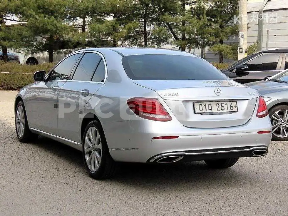 2018 Mercedes benz E-class Sold VIN WDDZF4KB0JA416854 – side profile