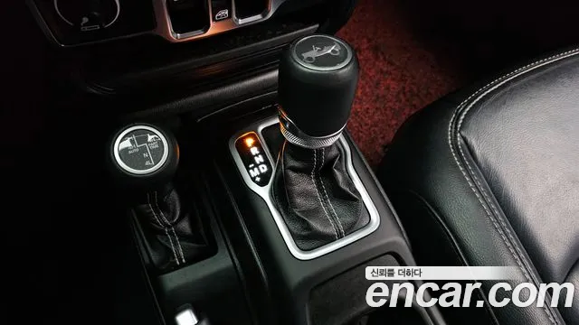 2019 Jeep Wrangler (JL) 2.0 Overland 4Door Sold VIN 00000000000000000 – photo 19