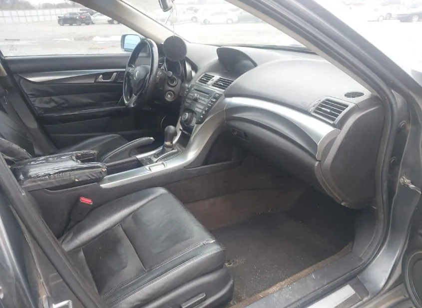 2009 ACURA TL Used VIN 19UUA86259A000607 – engine bay