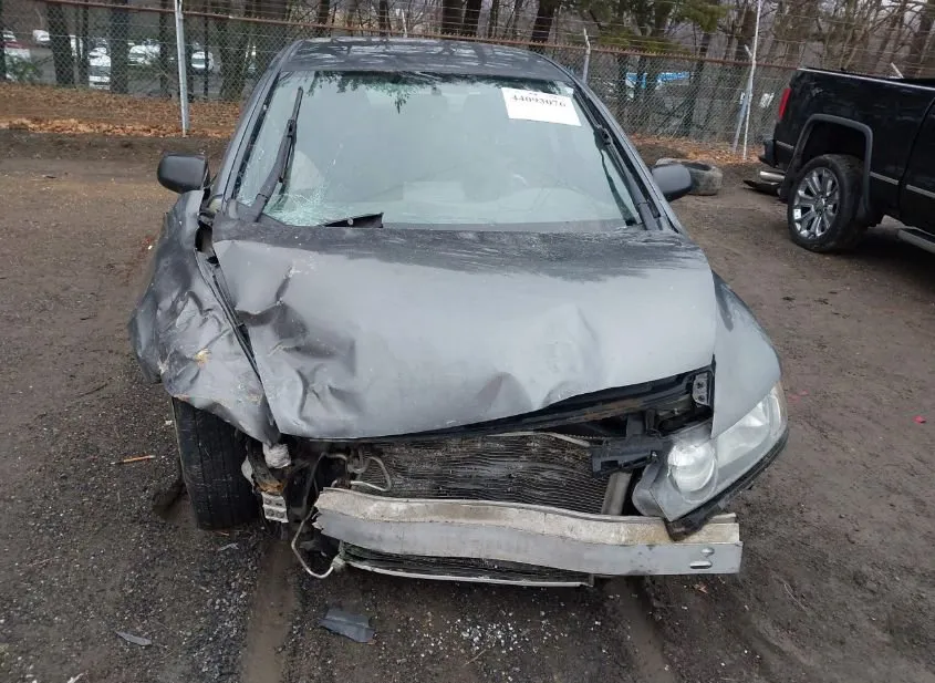 2011 HONDA Civic Used VIN 19XFA1F33BE026987 – rear exterior