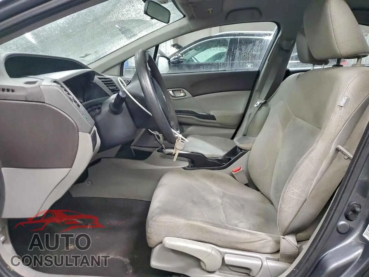2012 HONDA CIVIC Damaged VIN 19XFB2F53CE109339 – exterior detail