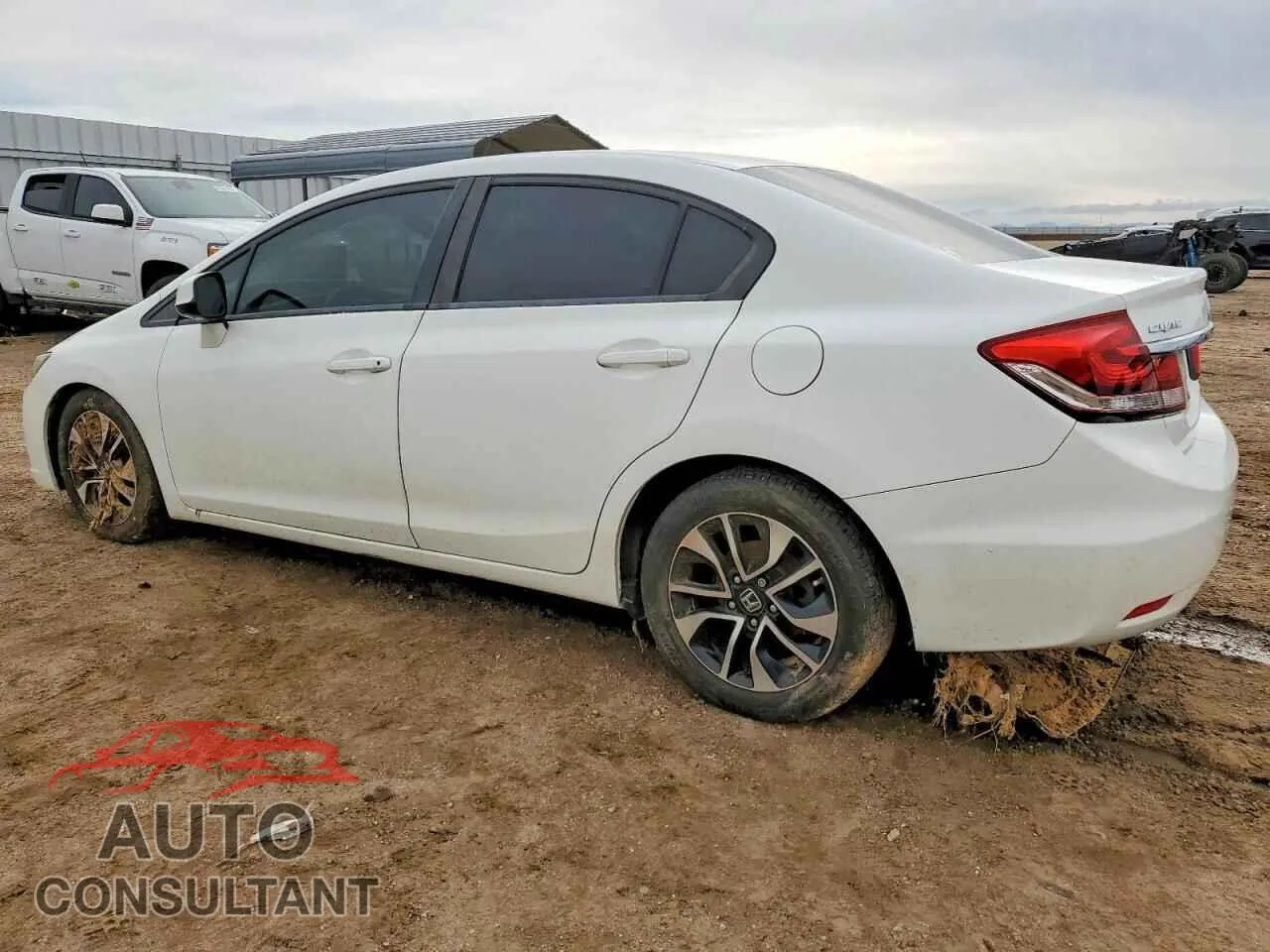 2013 HONDA CIVIC Damaged VIN 19XFB2F84DE282086 – rear exterior