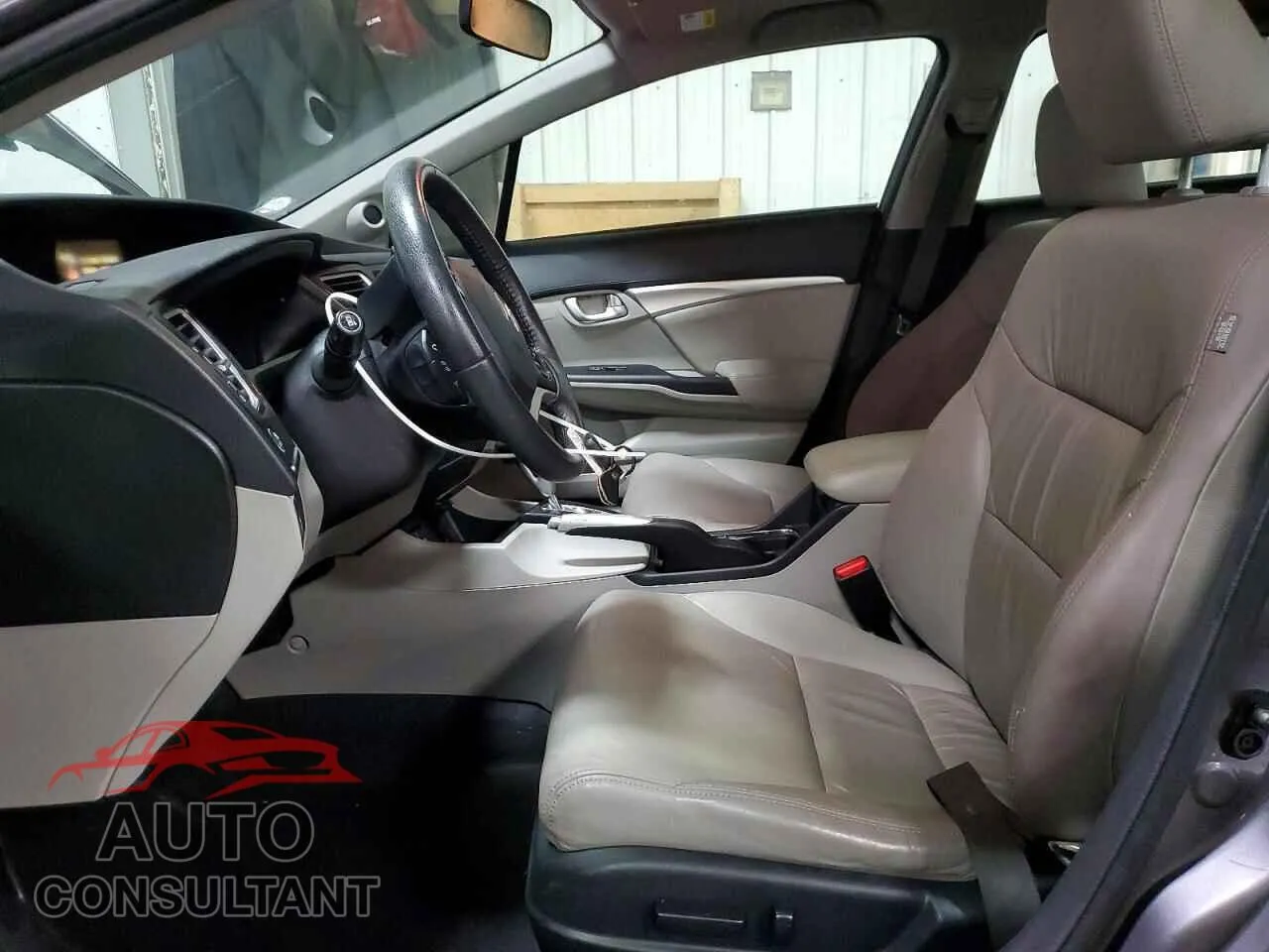 2015 HONDA CIVIC Damaged VIN 19XFB2F93FE038716 – exterior detail