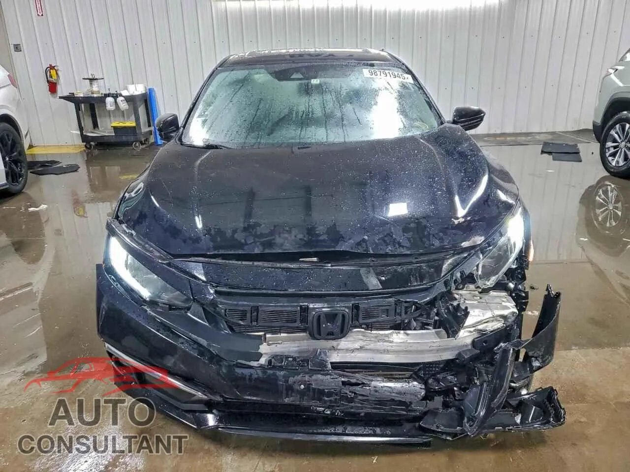 2019 HONDA CIVIC Damaged VIN 19XFC1F38KE005515 – interior seats