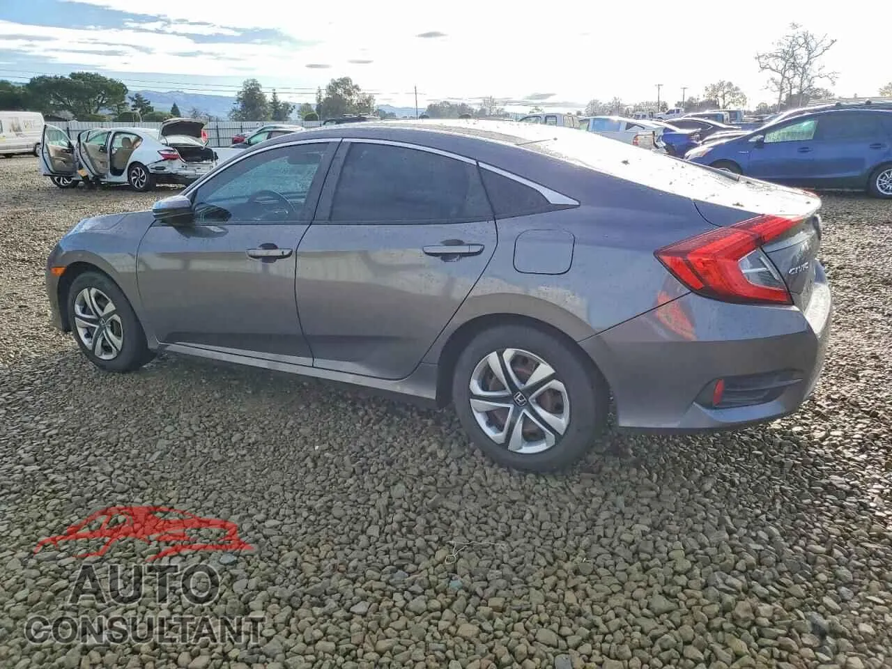 2016 HONDA CIVIC Damaged VIN 19XFC2F51GE215257 – rear exterior