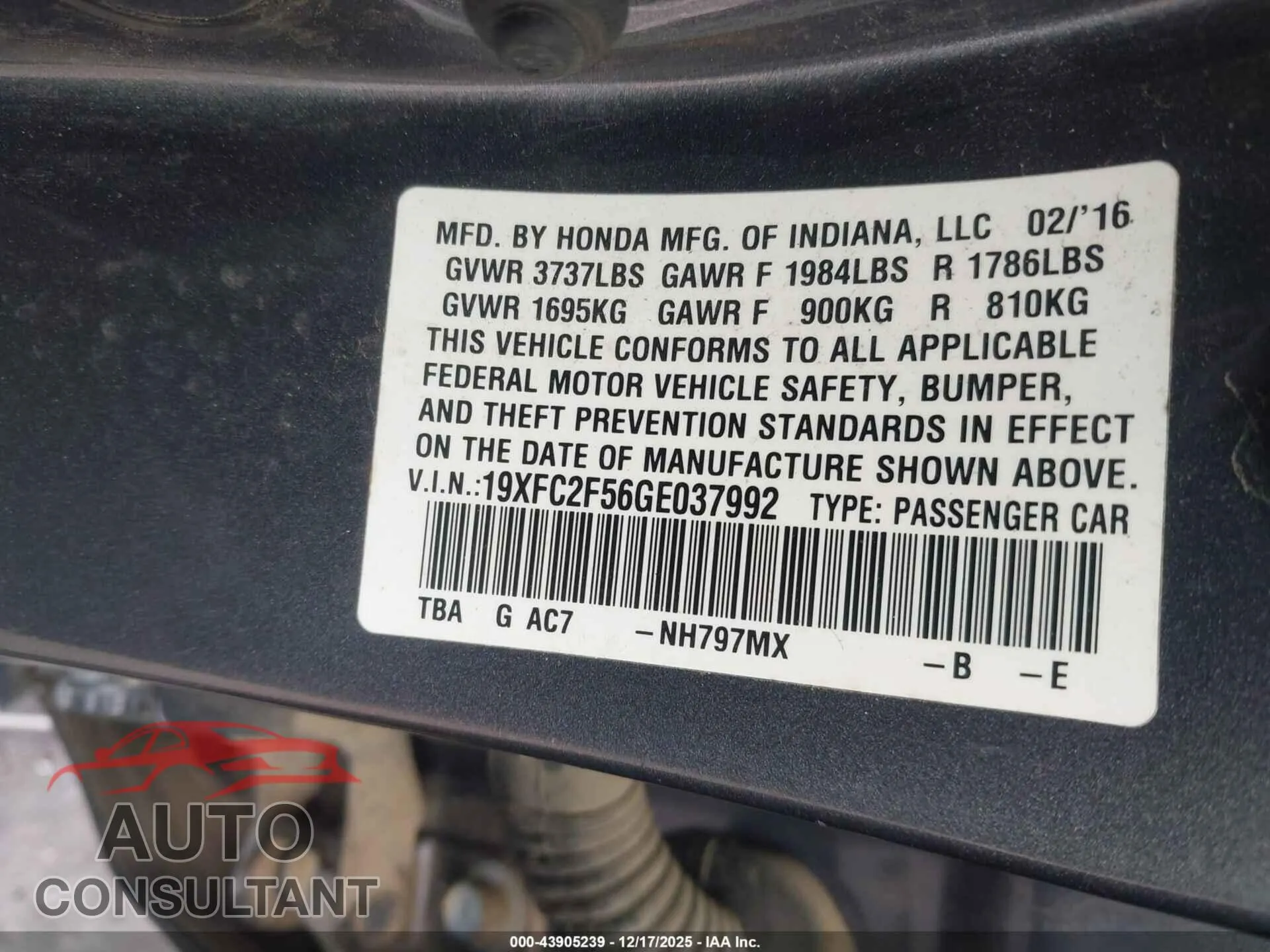 2016 HONDA CIVIC Damaged VIN 19XFC2F56GE037992 – trunk area