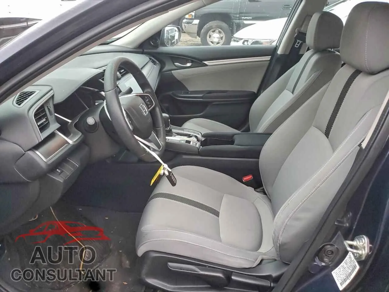2016 HONDA CIVIC Damaged VIN 19XFC2F74GE041573 – exterior detail