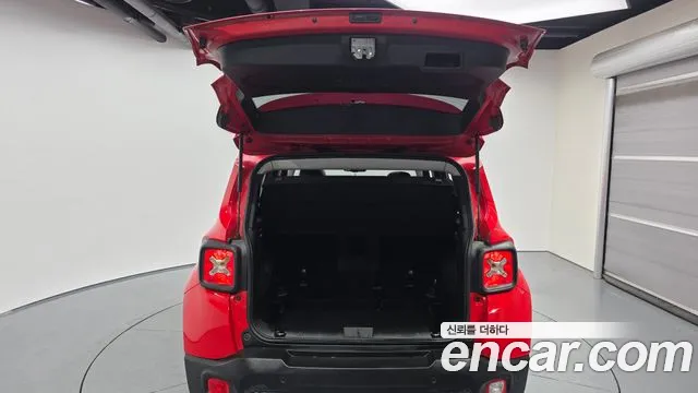 2017 Jeep Renegade 2.0 Diesel Longitude AWD Sold VIN 1C4BU0000HPF37218 – interior seats
