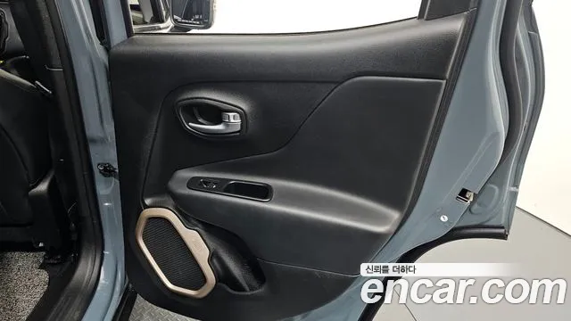 2017 Jeep Renegade 2.0 Diesel Longitude AWD Sold VIN 1C4BU0000HPF99619 – side profile